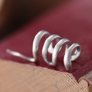 925�����߶������� �Ǵ��׶���